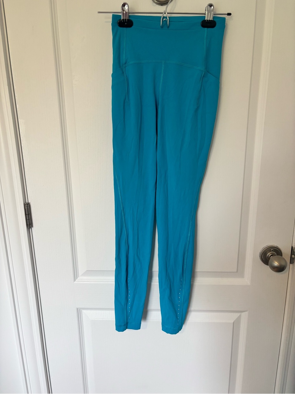 Lululemon Leggings in Bright Teal Size 2